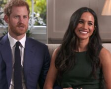 Návrat marnotratných "královských person": poražení Meghan Markleová a princ Harry opouštějí Ameriku