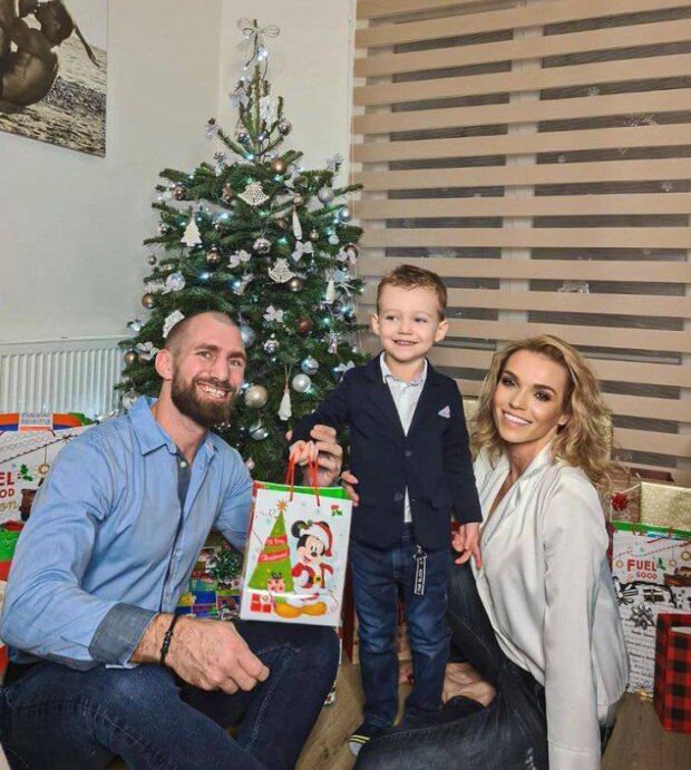 Hanka Mašlíková, André Reinders a syn. Foto: snímek obrazovky img.blesk.cz