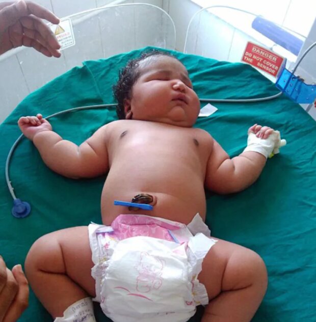 Dítě. Foto: snímek obrazovky Daily Mail