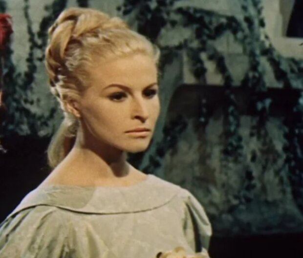 Jana Andrsová v roli Rusalky. Foto: ČT