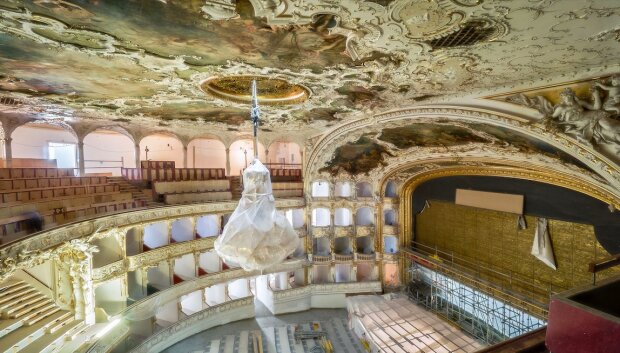 Slavnostní zahájení státní opery se konalo v Praze. Kolik stála její rekonstrukce