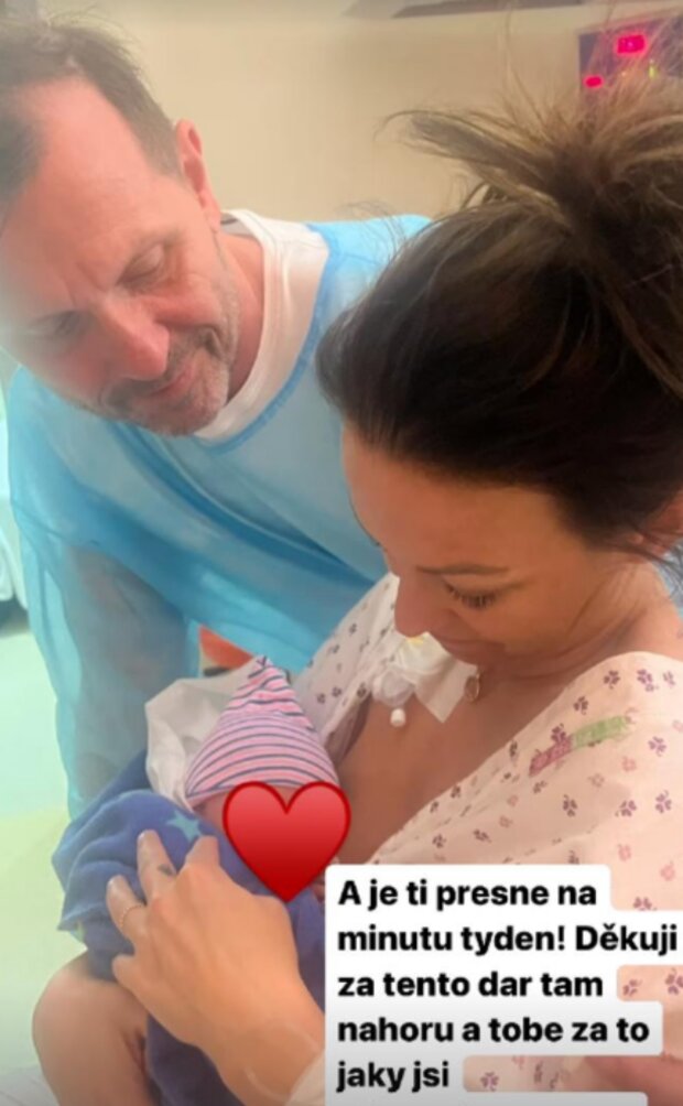 Rodina Agáty Hanychové. Foto: snímek obrazovky Instagram