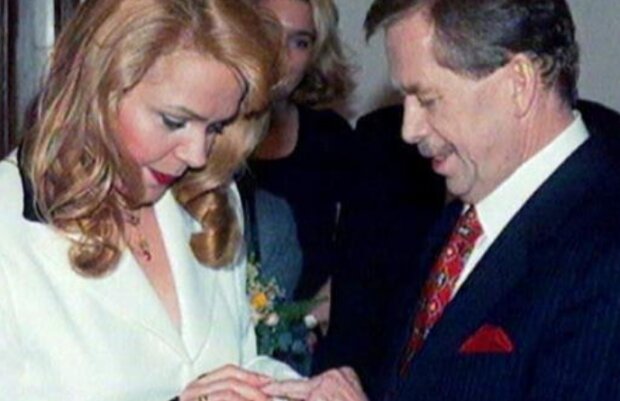 Dagmar Veškrnová a Václav Havel. Foto: snímek obrazovky extra.cz