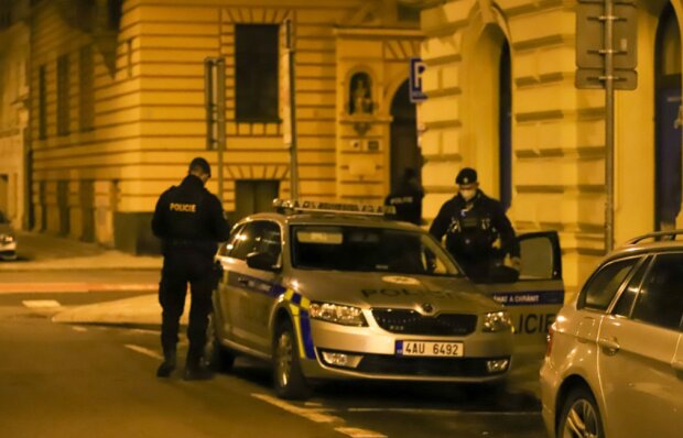 Porušení vládních nařízení. Foto: snímek obrazovky blesk.cz