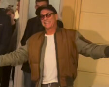 Jean-Claude Van Damme přijel do Česka vyprávět svůj životní příběh: pes legendárního herce do Prahy jet nechtěl
