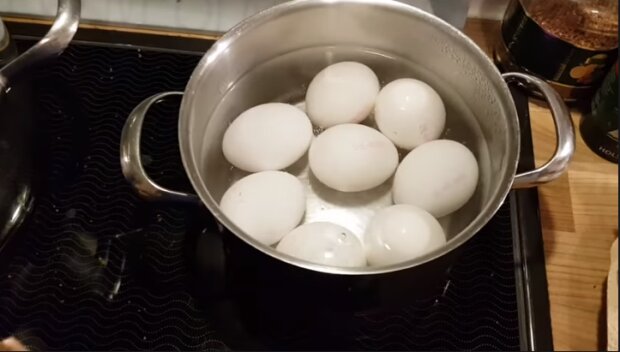 Proč nelze vylévat vodu, ve které se vařila vejce