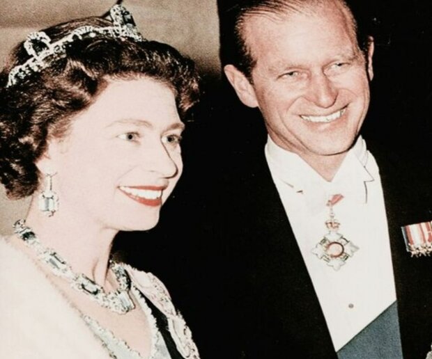 Filipovy "zrady", obvinění konkurenční sestry a syna: skandály kolem Alžběty II. na vysoké úrovni