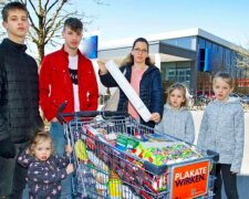 „Nedělam si zásoby. Mám pět dětí“: matka s mnoha dětmi je v supermarketu nechtěně odsouzena
