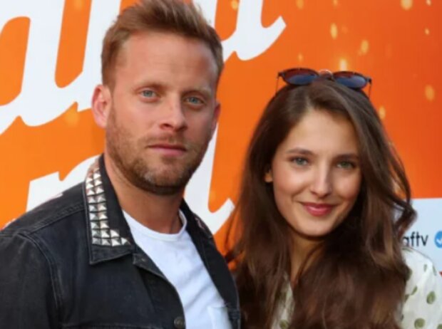 Sara Sandeva a Jakub Prachař. Foto: snímek obrazovky blesk.cz
