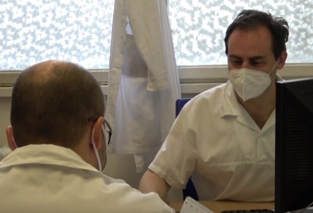 Očkování. Foto: snímek obrazovky YouTube