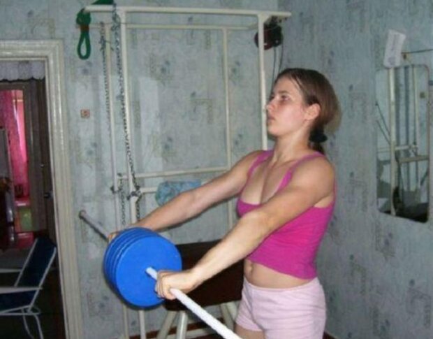 Holka. Foto: snímek obrazovky laykni.com