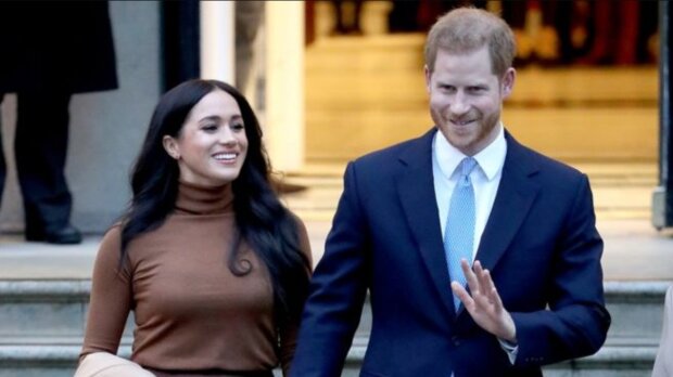 "Respektujeme a chápeme jejich touhu." Alžběta II. podpořila přání Harryho a Meghan začít nový život