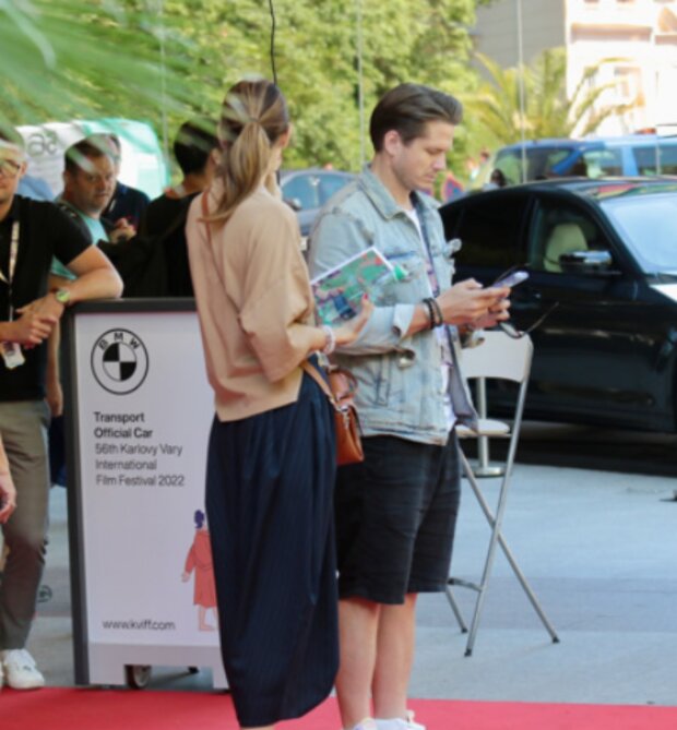 Ondřej Brzobohatý a Daniela Písařovicová. Foto: snímek obrazovky extra.cz