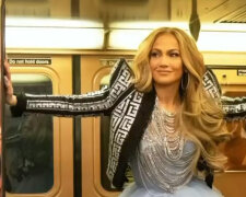 Jennifer Lopezová zopakovala pohyby z klipu Love Don't Cost a Thing: V 51 letech vypadá stejně jako ve 30