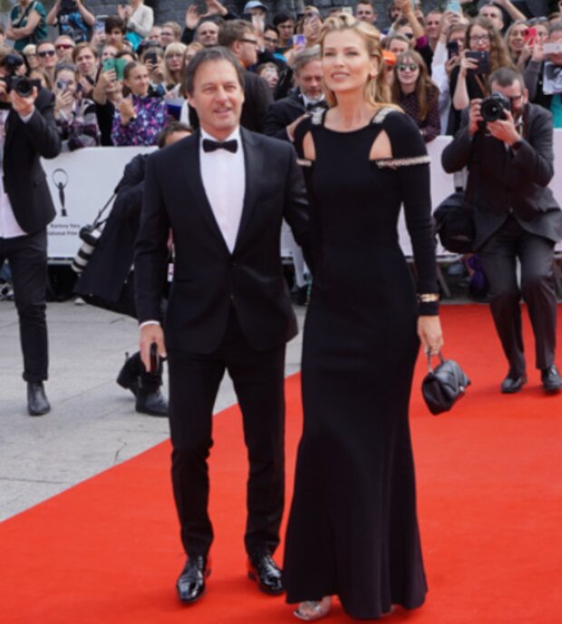 Pavol Habera se svou krásnou Danielou. Foto: snímek obrazovky extra.cz