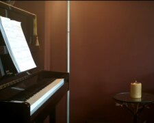 Video. Sousedé si mu věčně stěžovali na hluk. Nechápal, odkud se bere. Nainstaloval doma kameru, aby to zjistil