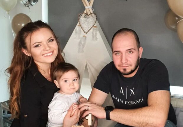 "Krásné narozeniny lásko naše": Syn Veroniky Stýblové slavil první narozeniny. Zpěvačka se pochlubila rodinou