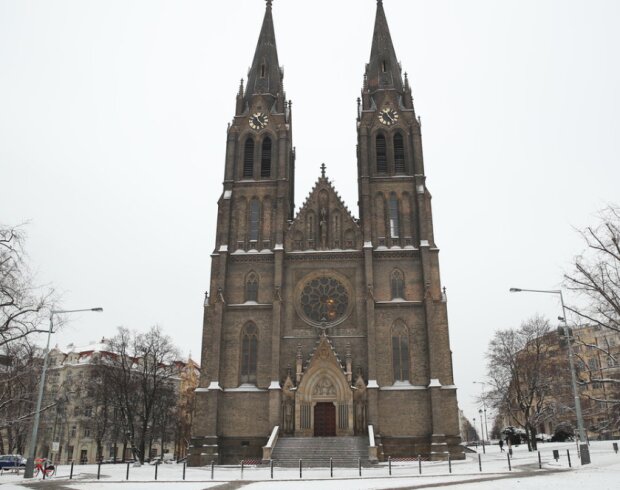 Kostel. Foto: snímek obrazovky ahaonline.cz