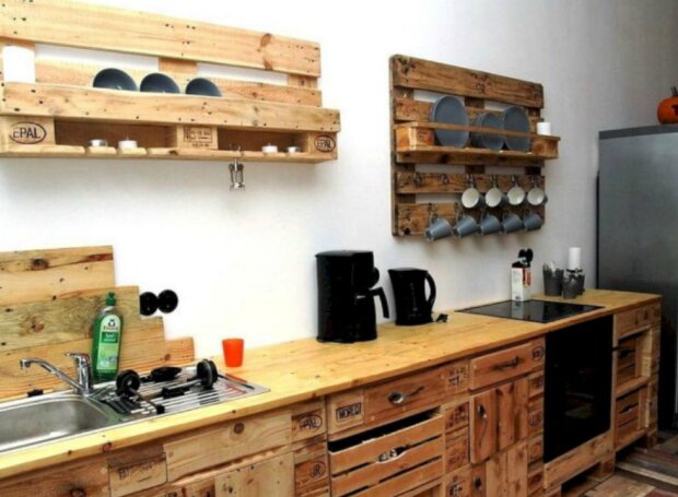 Nábytek. Foto: snímek obrazovky laykni.com