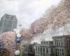 Příběh vypuštění jednoho a půl milionu balónů. Rekord, který se stal katastrofou