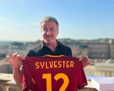 76letý Sylvester Stallone byl spatřen ve společnosti tajemné cizinky: udělali fotky