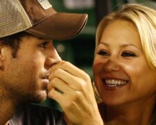 Anna Kurnikovová a Enrique Iglesias se opět stali rodiči