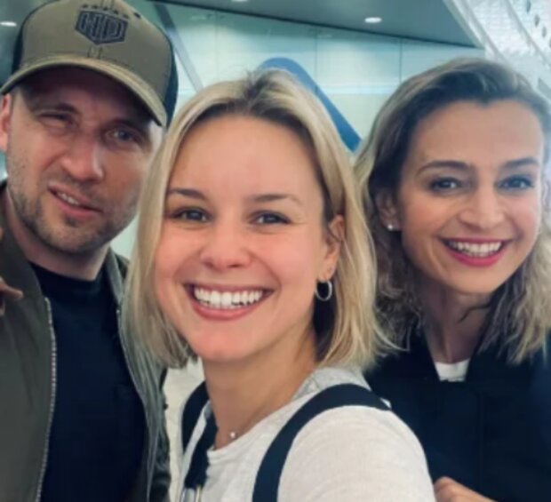 Patricie Pagáčová se setkala na letišti hned s několika kolegy. Foto: snímek obrazovky Instagram