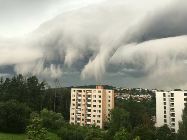 Supertropy v Česku: meteorologové varují před požáry