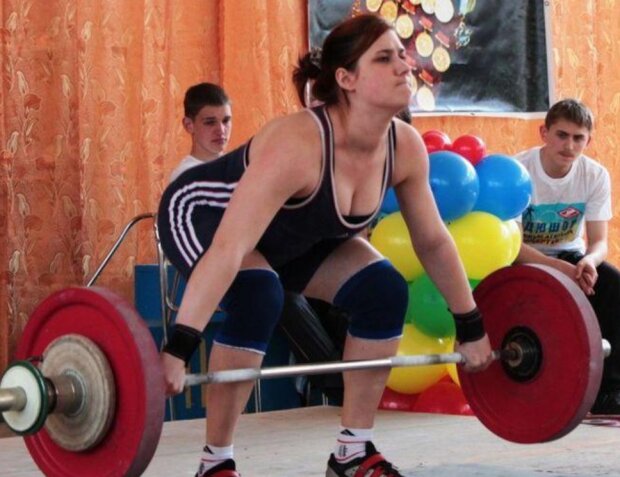 Holka. Foto: snímek obrazovky laykni.com