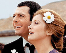 Jak vypadá dcera ideálů krásy - Catherine Deneuveové a Marcello Mastroianni. Jak žije