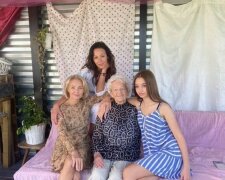 Jak babička Olga stala více populární než Žilkova v den svých narozenin (96): 4 ženy a 3 generace se potkaly společně