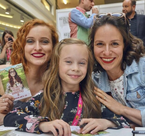 Veronika Khek Kubařová, Valentýna Bečková a Kamila Janovič. Foto: snímek obrazovky super.cz