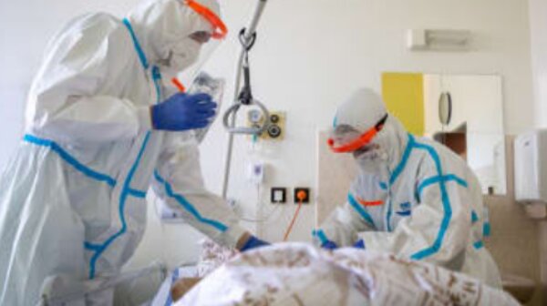 Vakcína. Foto: snímek obrazovky cnn.iprima.cz