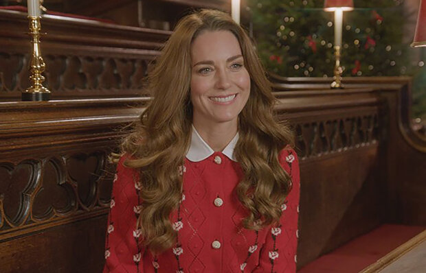 "Jsem moc ráda, že společně oslavíme Vánoce ve Westminsterském opatství": Jaký outfit Kate Middleton zvolila pro vánoční koncert