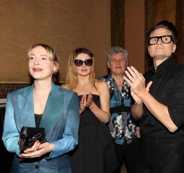 Večírek po premiéře série Iveta. Foto: snímek obrazovky blesk.cz