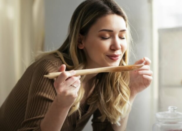 Žena. Foto: snímek obrazovky YouTube