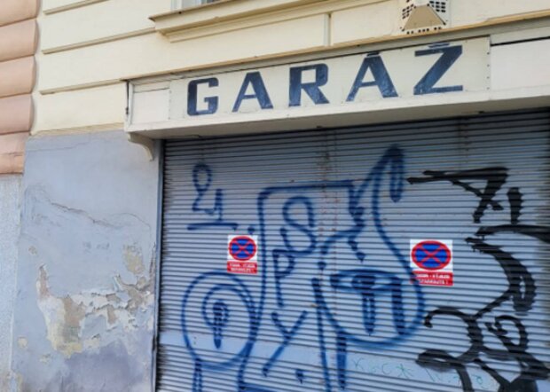 Slavná garáž. Foto: snímek obrazovky zivotvcesku.cz