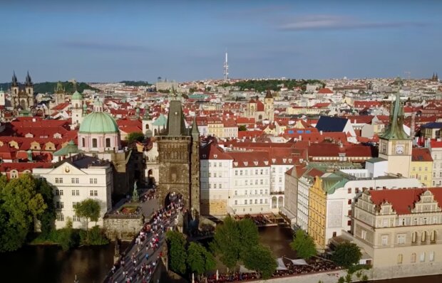 Do Česka míří počasí s letními teplotami: Meteorologové informují o denních maximách