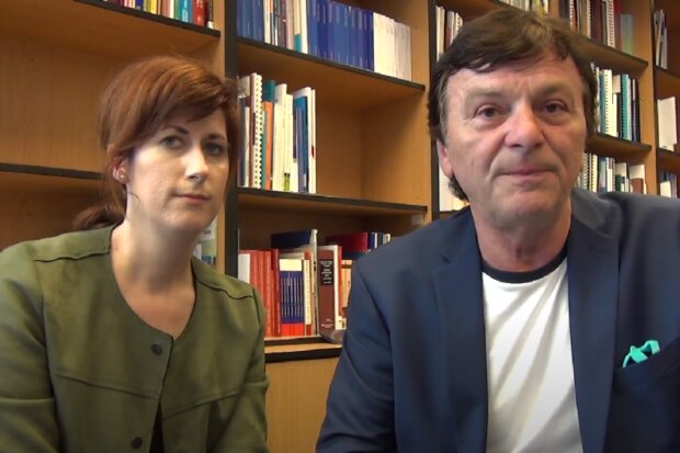Pavel Trávníček a Monika Trávníčková. Foto: snímek obrazovky YouTube