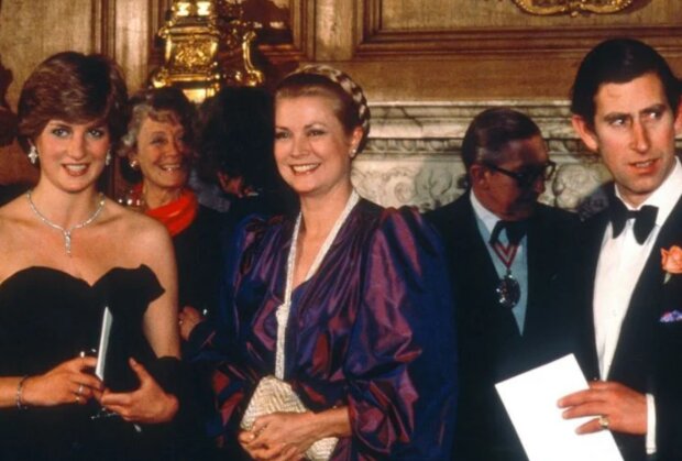 Charles a Diana. Foto: snímek obrazovky mixnews