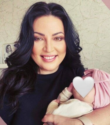 Ivana Christová se svou vnučkou. Foto: snímek obrazovky ahaonline.cz