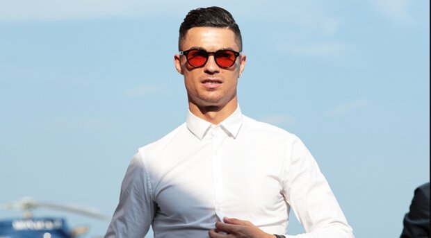 Cristiano Ronaldo má na Instagramu dvě stě milionů sledujících: Které fotografie mu pomohly vytvořit rekord a kolik na tom vydělává