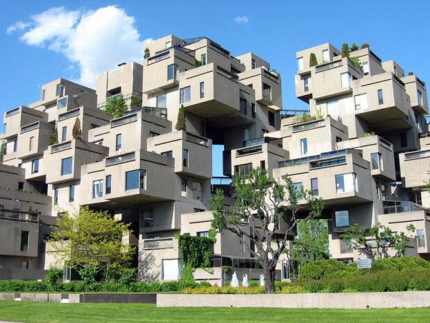 „Elitní bydlení“: jak vypadají uvnitř bytu v neobvyklém domě z betonových tvárnic