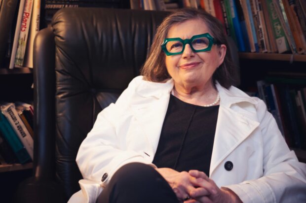 Zuzana Kronerová v novém filmu Život pro samouky. Foto: Snímek obrazovky extra.cz