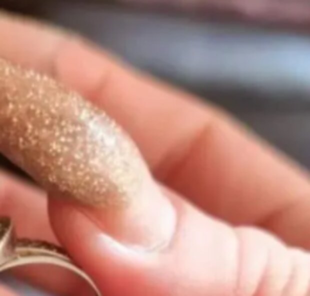 Nehty. Foto: snímek obrazovky ukr.media