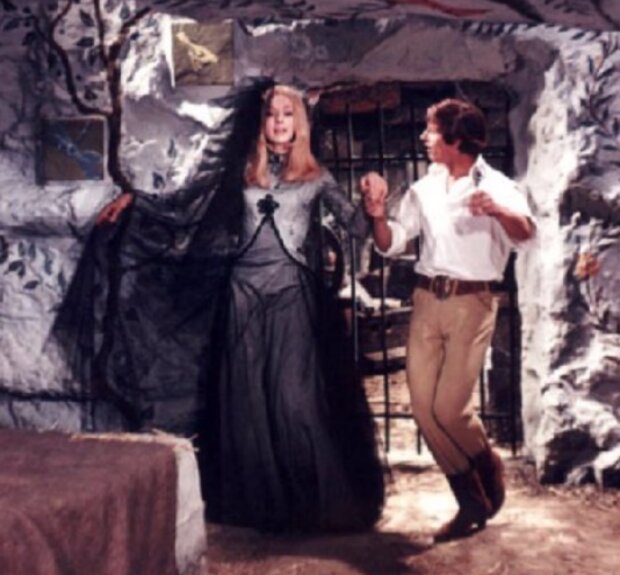 Šíleně smutná princezna. Foto: snímek obrazovky extra.cz