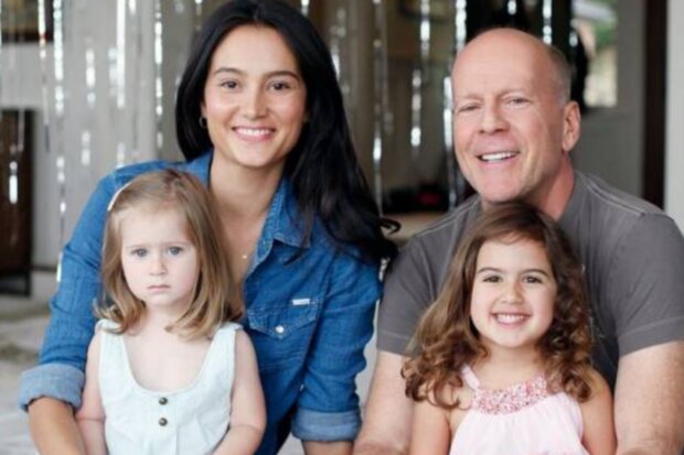 Bruce Willis a rodina. Foto: snímek obrazovky Instagram