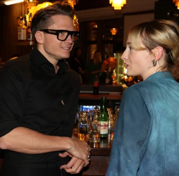 Večírek po premiéře série Iveta. Foto: snímek obrazovky blesk.cz