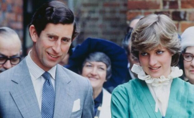 Charles a Diana. Foto: snímek obrazovky mixnews