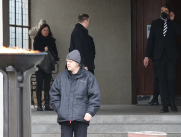 Poslední rozloučení. Foto: snímek obrazovky blesk.cz